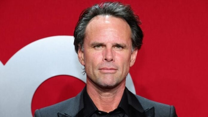 walton goggins net worth